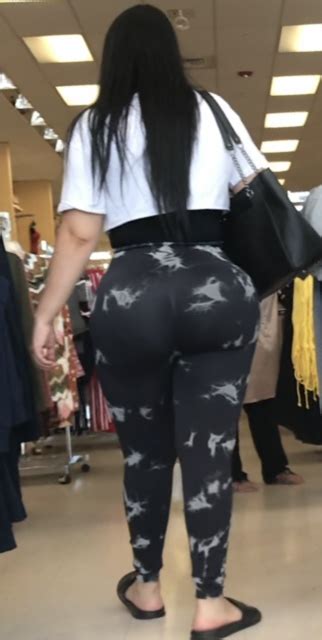 Super Thick Milf In Leggings Forum