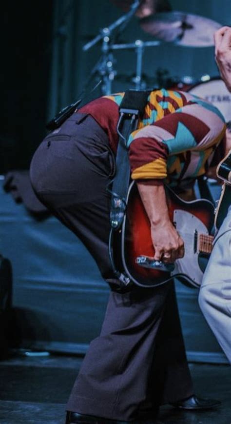 JSmuts On Twitter Brad S Ass