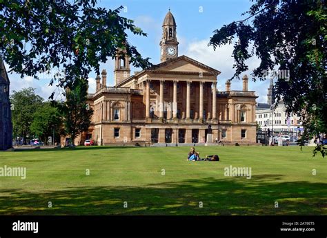 Paisley Town Hall In The Centre Of Paisley Renfrewshire Scotland Stock