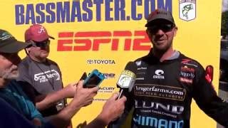 Bassmaster Jeff Gustafson Leads After Day At Cayuga Lake Angler Hq