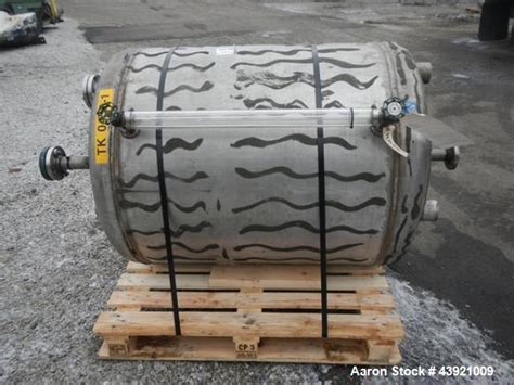 Used Niles Steel Pressure Tank 100 Gallon Stainless Steel Construct