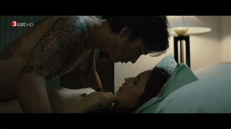 Naked Naoko Watanabe In Outrage