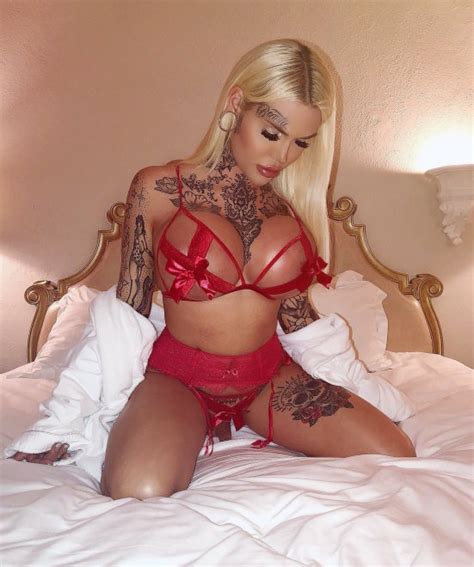 Blonde Perfection Porn Pic