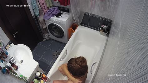 Watch Shower Girl Ariela Shower Naked People With Zaya Veya In Loggia The