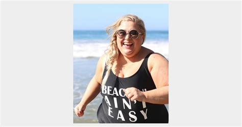 Pourquoi Cette Blogueuse A Enfil Un Bikini Pour La Premi Re Fois En Ans Terrafemina