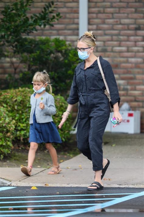 Scarlett Johansson Daughter Lives In France - Arlie Ducci