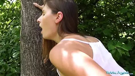 Public Agent Teen Blonde Briana H Pfen Mit Echten Gro En M Psen Xhamster