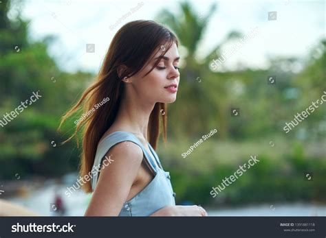 imágenes fotos de stock objetos en D y vectores sobre Rapunzel naked Shutterstock