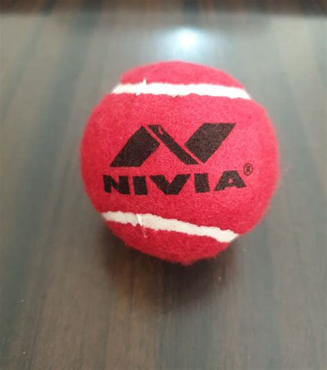 Nivia Cricket Tennis Balls Latest Price Dealers And Retailers In India