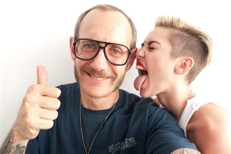 Terry Richardson Sex Claims Vogue Has No Plans To Use Fashion Photographer Ibtimes Uk