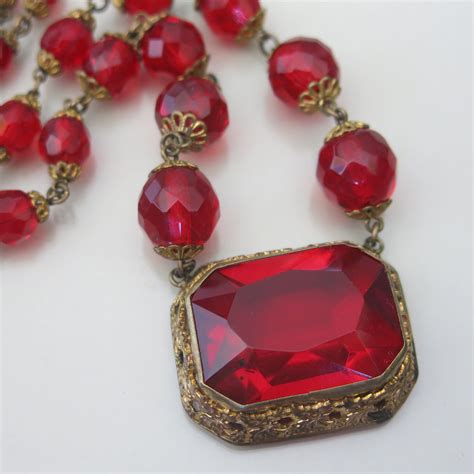 A Vintage Art Deco Czech Glass Necklace Red Jewelry Bohemian Jewelry Jewelry Crafts Antique