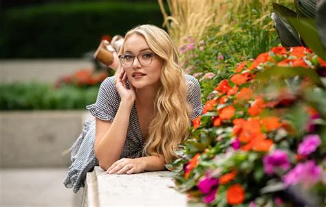 Wallpaper Look Girl Dress Glasses Blonde Hilary For Mobile And Desktop Section