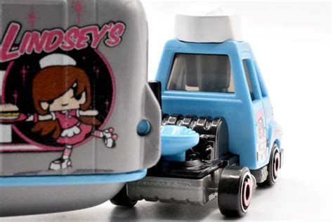 DINE N DASHのレビューエアストリームダイナー風架空トランポ HMF Hot Wheels 情報まとめ ホットウィール にわかマニア