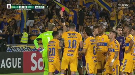 Se Encienden Gignac Y Schlegel Se Enfrascan En Bronca TUDN Concacaf