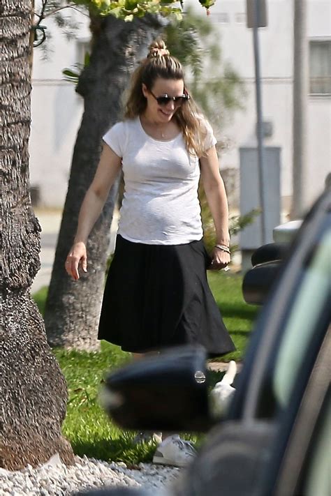 Pregnant RACHEL MCADAMS Out in Los Angeles 08/20/2020 – HawtCelebs