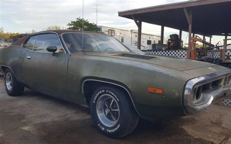 Plymouth Road Runner Gtx Barn Finds