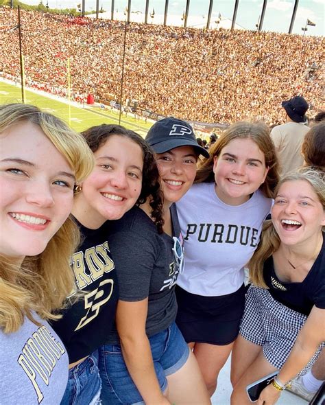 Cassiee could be the next big breakthrough star in the industry 9