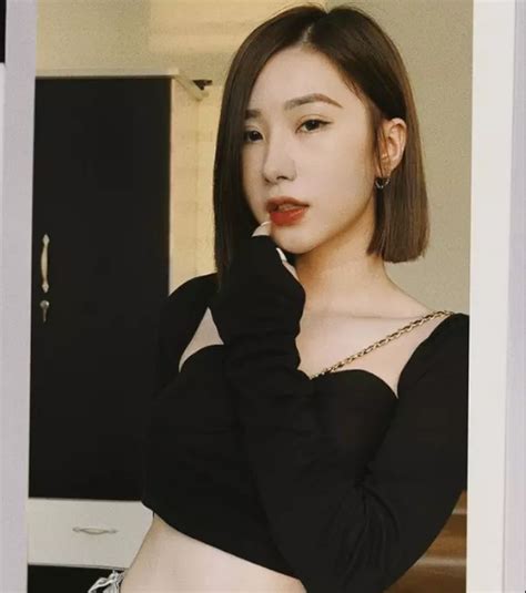 Hot girl được mệnh danh Vợ quốc dân của các chàng trai Việt Nam hiện giờ ra sao Phụ Nữ