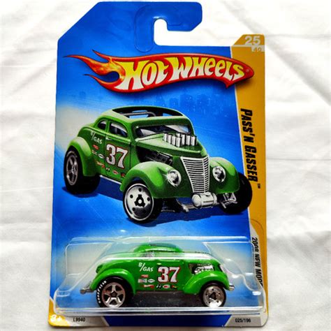 Hot Wheels New Models Series Pass n Gasser Màu Xanh Xe Mô Hình