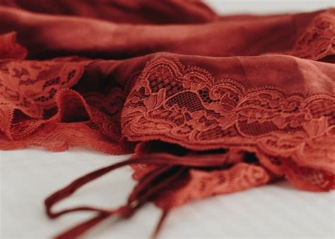 5 Lingerie Lokal Berkualitas Yang Bisa Dibeli Secara Online