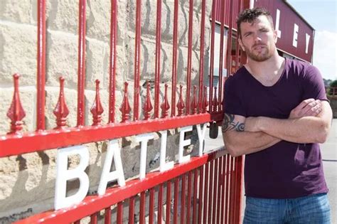 Rugby League S Keegan Hirst Joins This Growing List Of Openly Gay Sportsmen Mirror Online