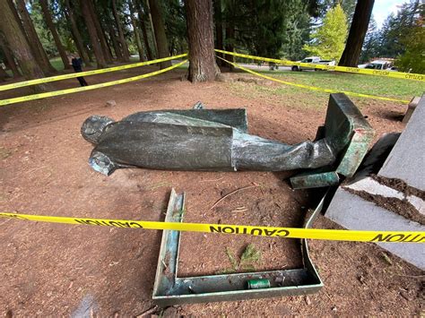 Statue Of Harvey Scott At Mt Tabor Park Torn Down Katu