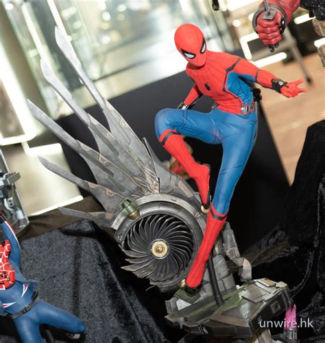 Hot Toys Unwire Hk