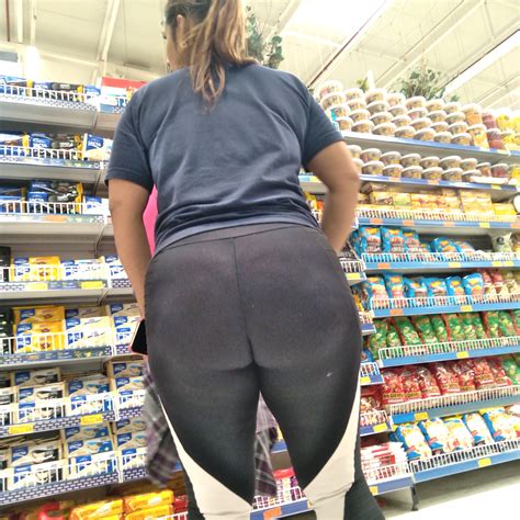 Pawg Milf At The Supermarket Spandex Leggings Yoga Pants Forum