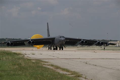 Boeing Begins First U.S. Air Force B-52 Radar Upgrades – Aviation News