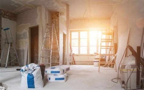 8 DIY Renovation Tips for Homeowners Who Want to Save Money