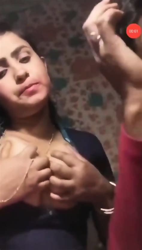 Desi Cute Wife Nude With Hubby Porn