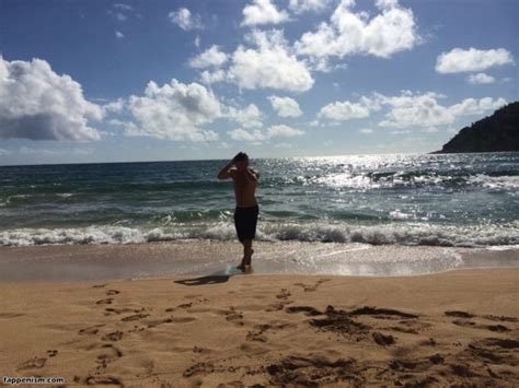 Lara Bingle Awesome Nude Sexy Leaks Fappenism