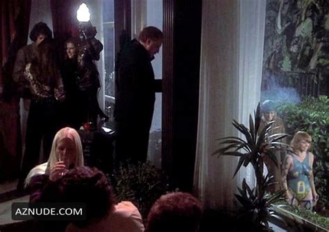 Shampoo Nude Scenes Aznude