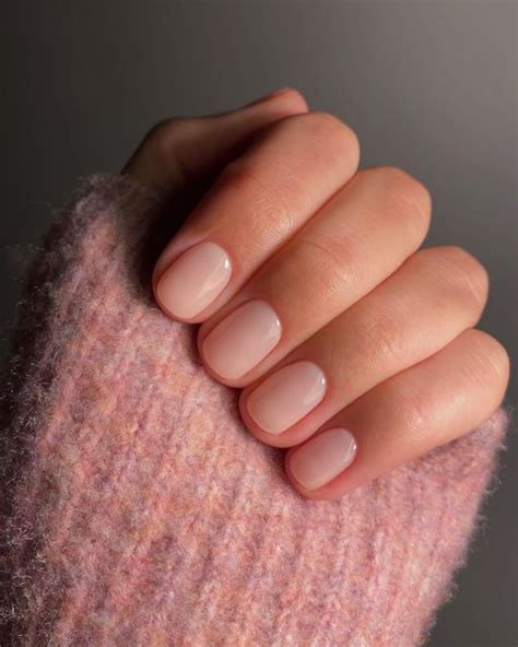 Here Are The 15 Best Minimalist Nail Trends To Copy In 2023 Artofit