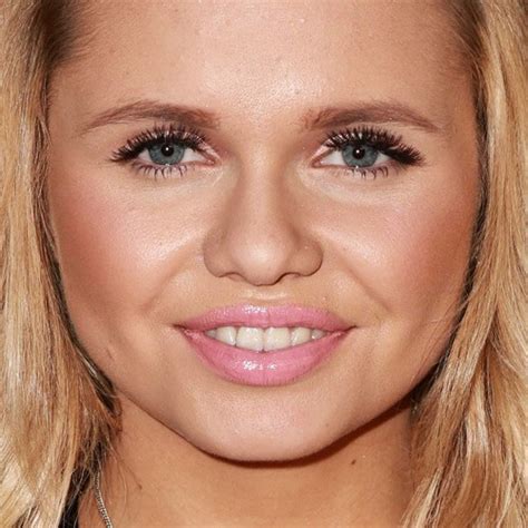 Alli Simpson Makeup Nude Eyeshadow Pink Lipstick Steal Her Style