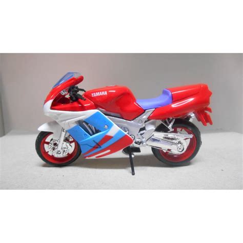 Yamaha Fzr 600r Motobike 118 Maisto Bcn Stock Cars