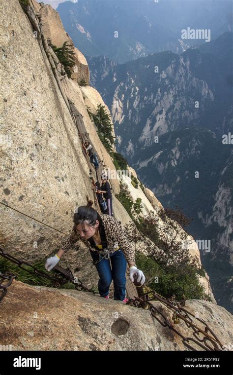 Plank Trail The Most Dangerous Hike In The World Sacred Mountain Of