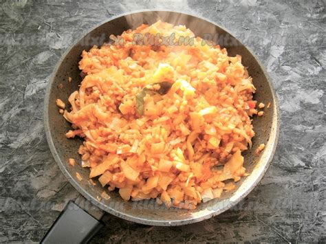 Капуста, тушёная с перловкой: 9 фото в рецепте