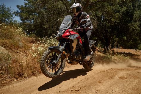2019 Honda Cb500x Review 14 Fast Facts Ultimate Motorcycling