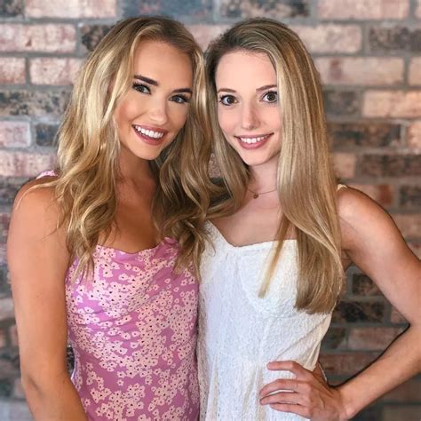 Left Or Right Nudes Ifyouhadtochoosejust Nude Pics Org