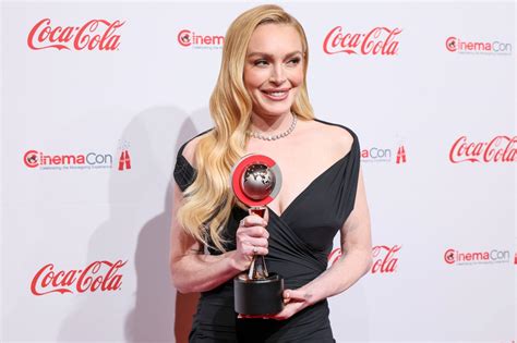 Lindsay Lohan Cinemacon Elegant Look Hot Celebs Home