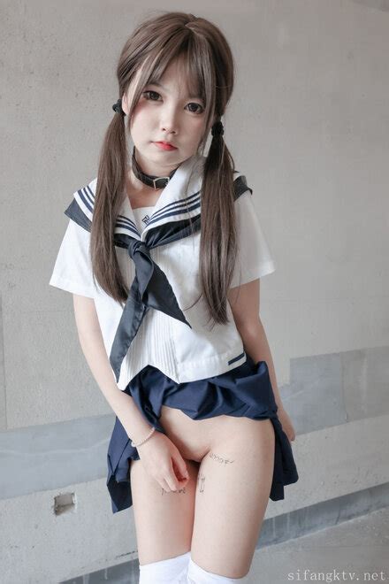 Very Sexy Shaved Asian Babes AS Porn Pic