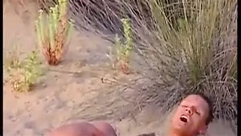 Yo En La Playa Gay Porn XHamster