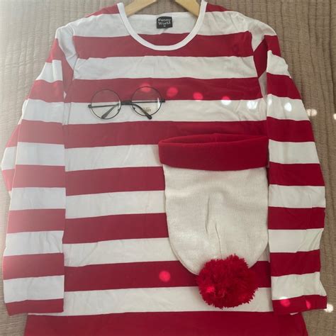 Where S Waldo Costume Gem