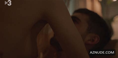 THE HOCKEY GIRLS NUDE SCENES AZNude