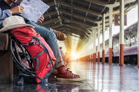 Seven Tips for Greener Traveling - tiqets.com