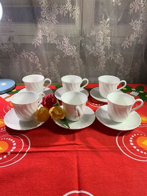 Se produkter som liknar SEX STYCKEN UNDERBARA KAFFEKO på Tradera