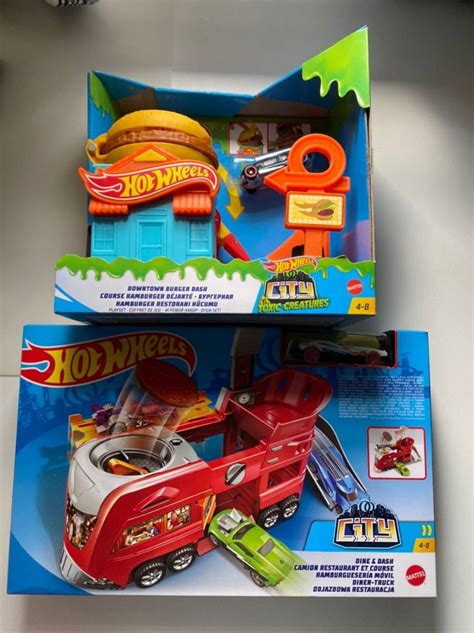 Hot Wheels City Downtown Burger Dash Dine Dash Combo Hobbies Toys Toys Games On Carousell