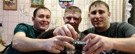 Февраль — Повод выпить