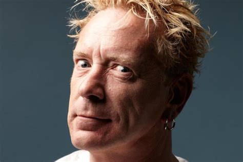 John Lydon vocalista de The Sex Pistols cumple años TheBorderlineMusic
